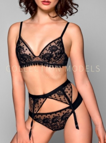 London student escorts Lindsey, high class private companion